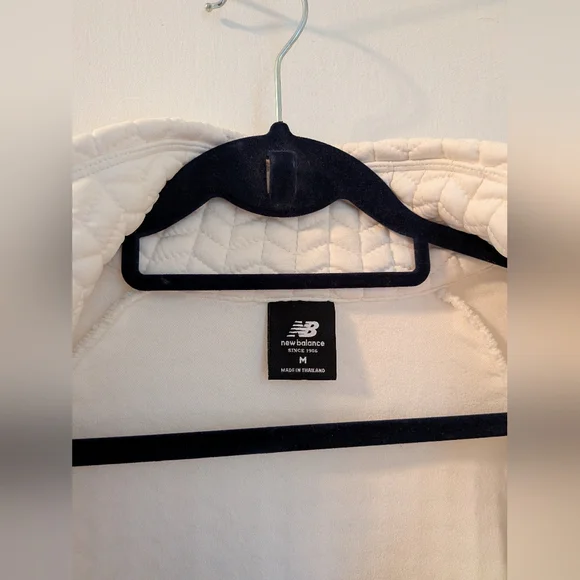 New Balance Women's Heatloft Athletic White Jacket - Size M - Picture 5 of 9